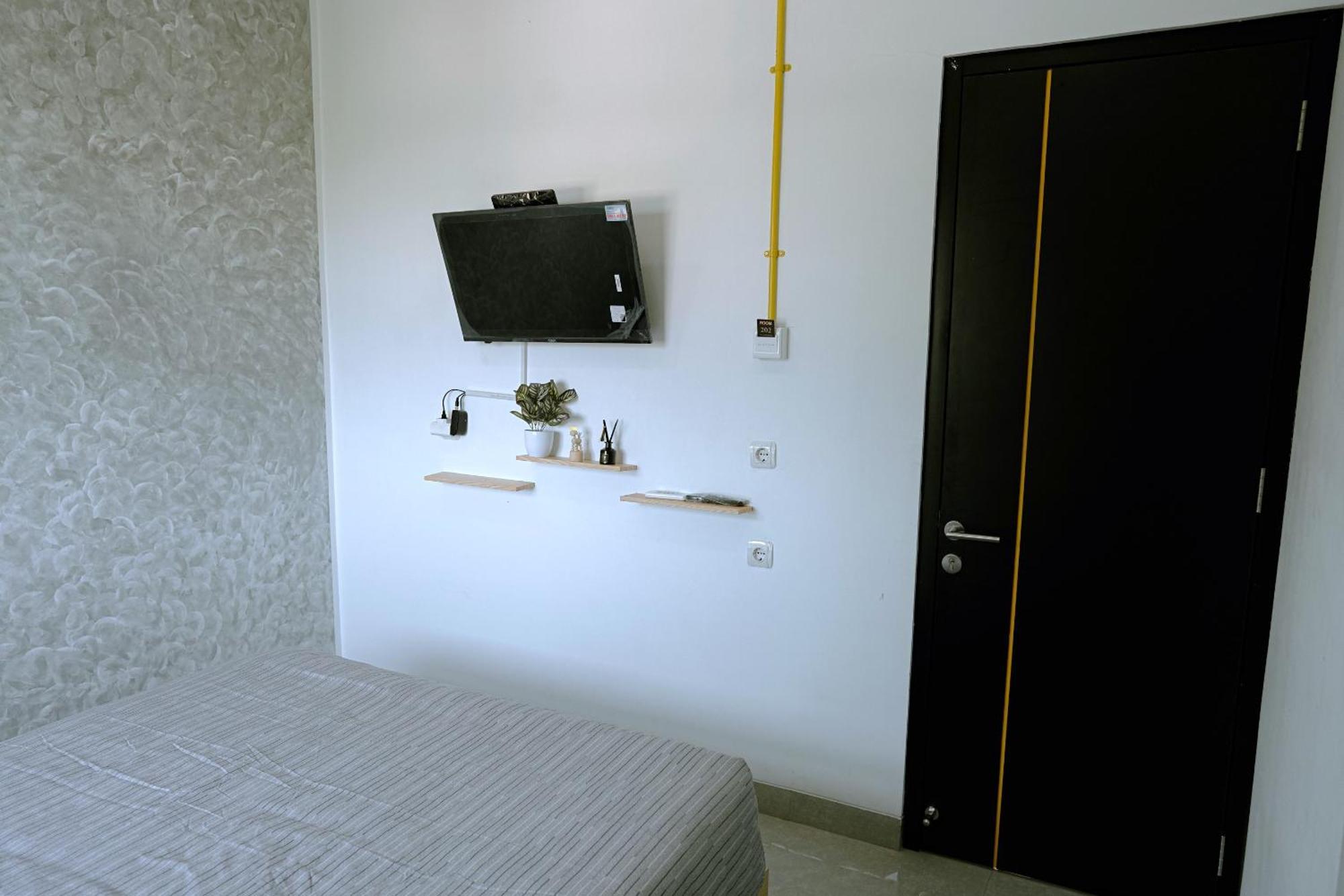 Arlita Guesthouse Чианджур Экстерьер фото