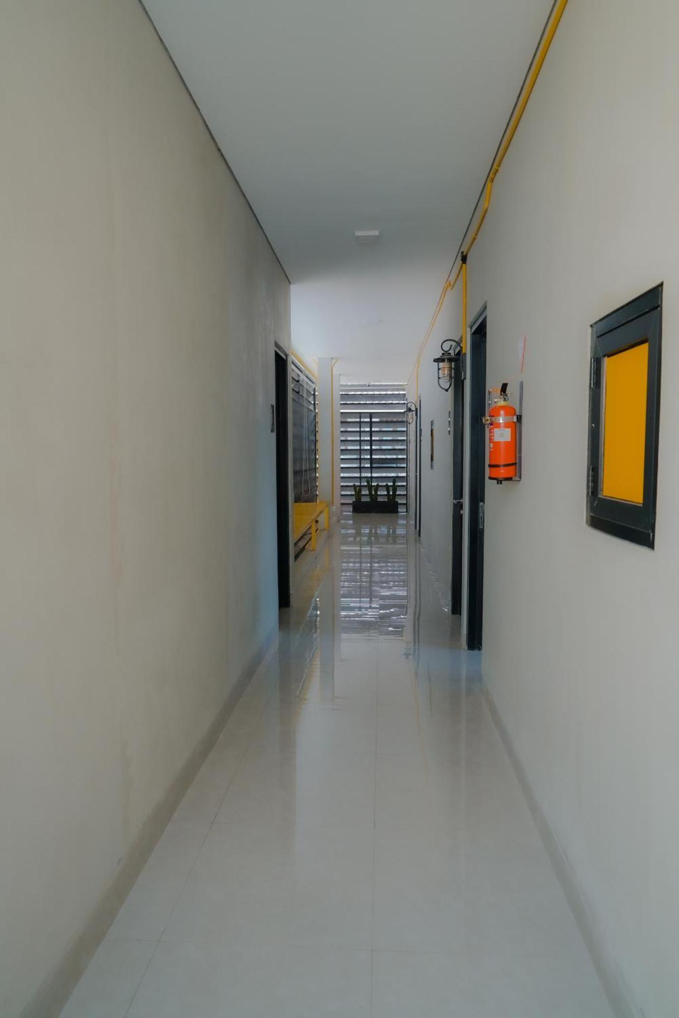 Arlita Guesthouse Чианджур Экстерьер фото