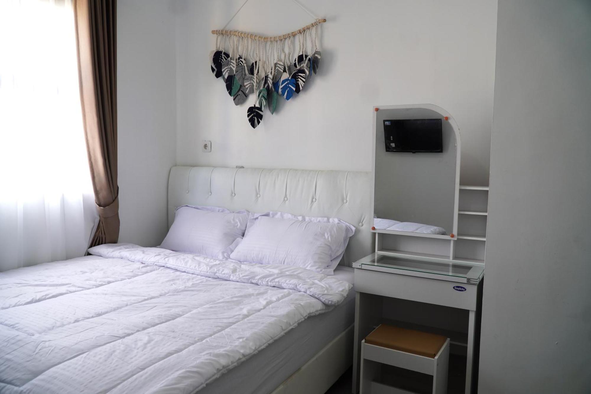 Arlita Guesthouse Чианджур Экстерьер фото