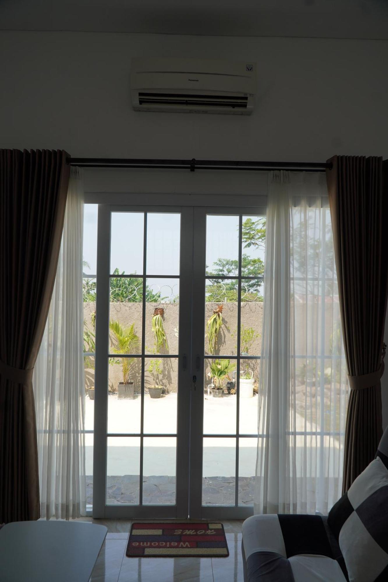 Arlita Guesthouse Чианджур Экстерьер фото