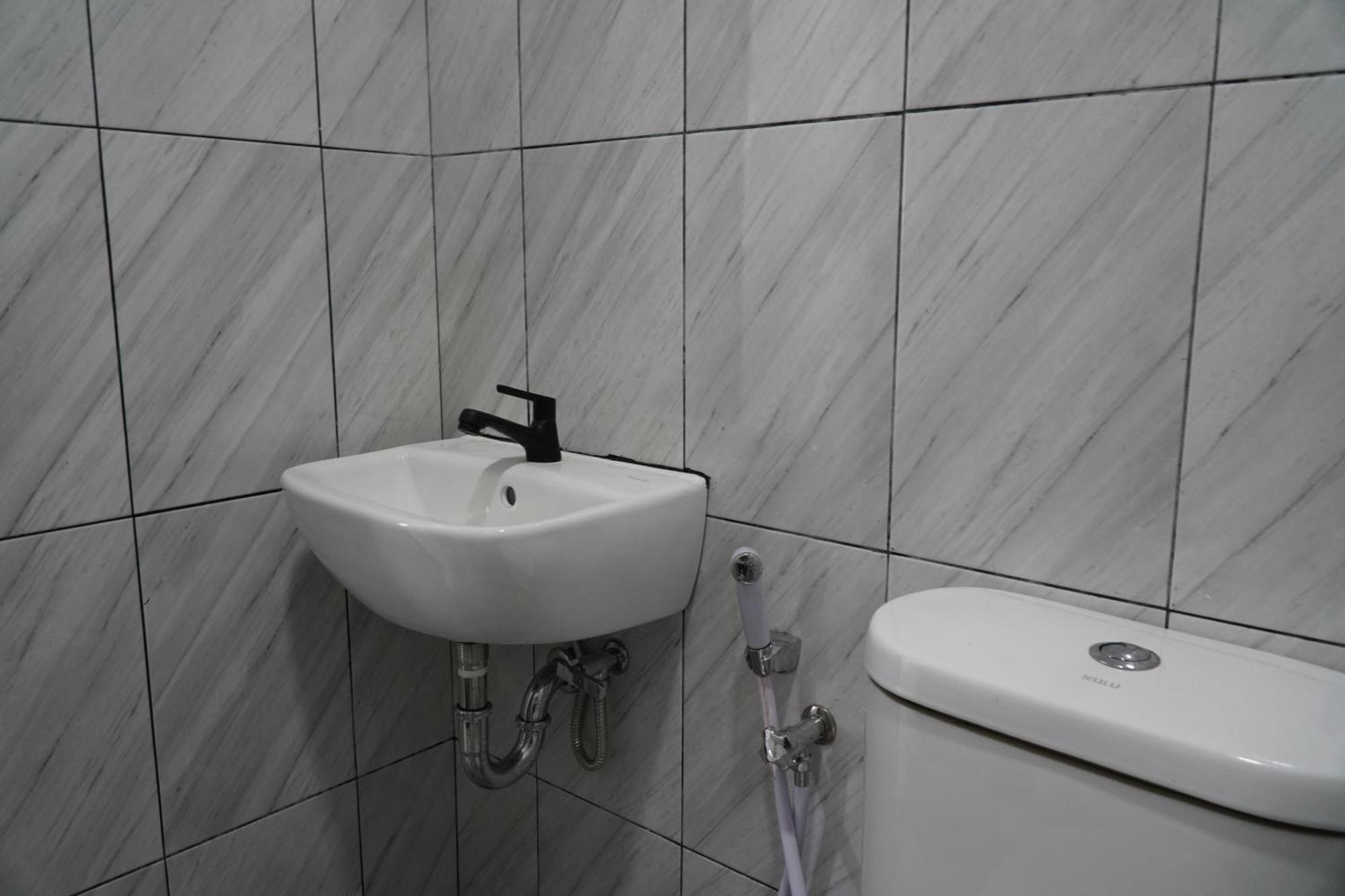 Arlita Guesthouse Чианджур Экстерьер фото