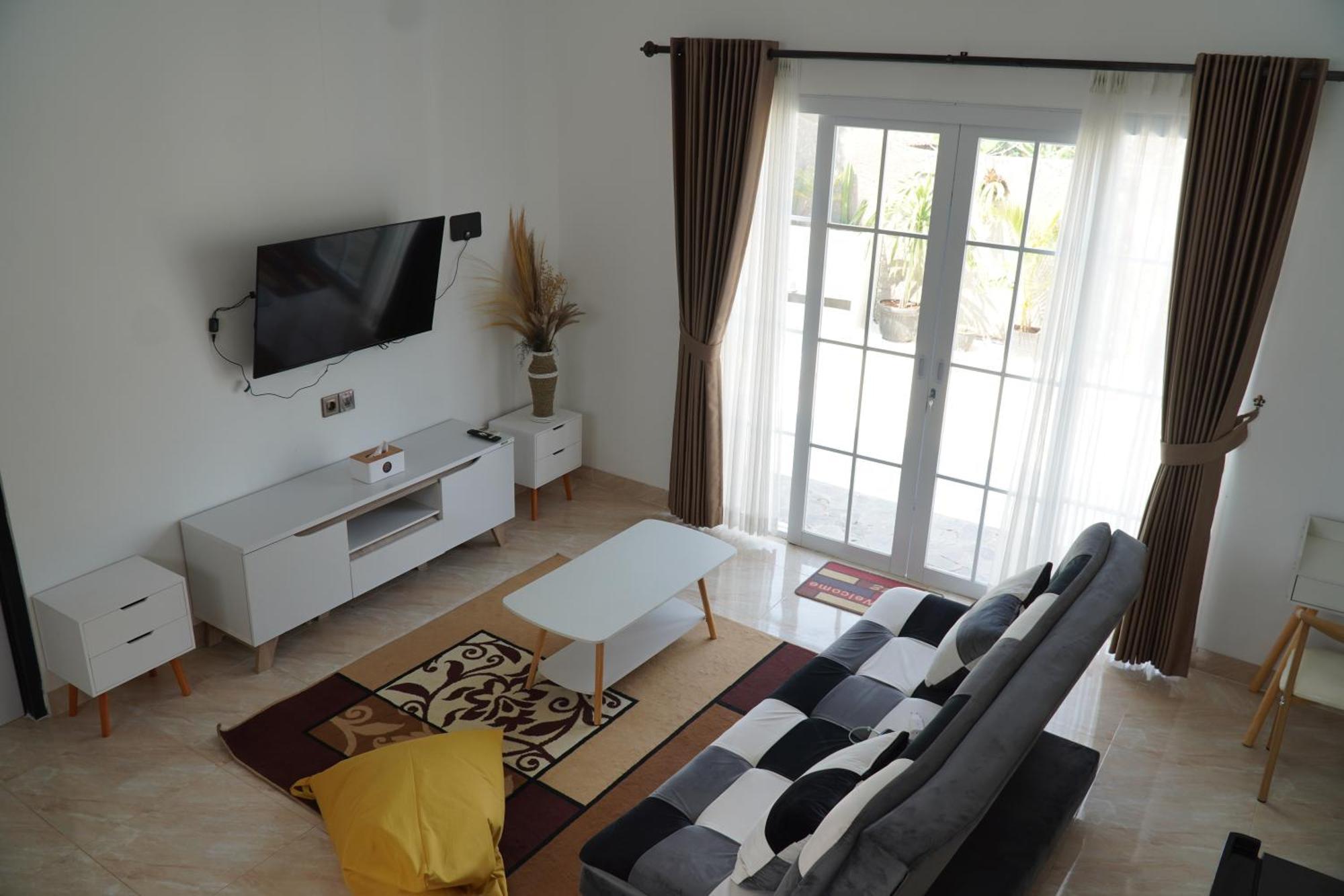 Arlita Guesthouse Чианджур Экстерьер фото